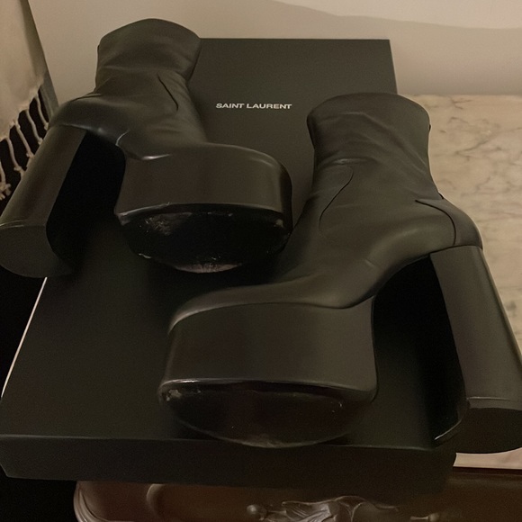 YSL Canguro Anilina Nero sz40/sz10 - Picture 10 of 11